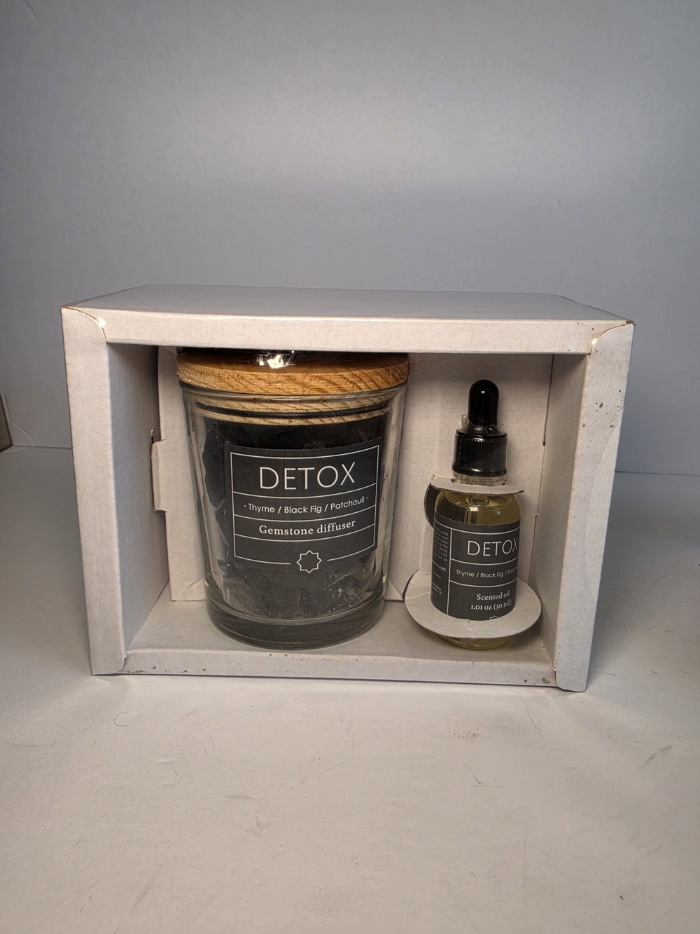 NWT F&F Salt Rock Gemstone Diffuser Set Black Essential Oil Blend Detox Modern - Picture 5 of 7